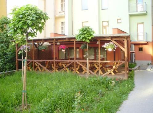 Hotel Satyam Brno Bagian luar foto